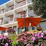 Karibe Hotel
